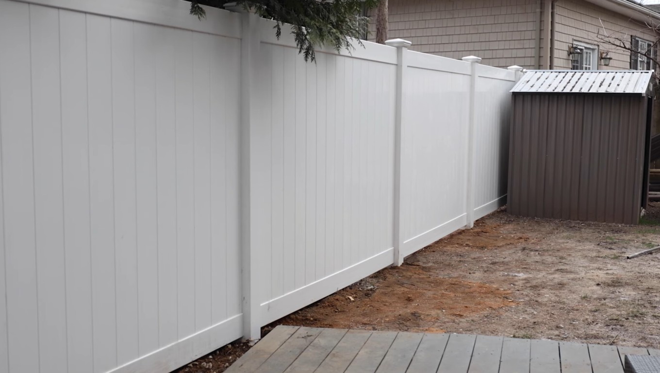 Vinyl / PVC Fences service in Mesquite, Nevada by professional fence contractors